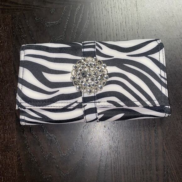 Prezerve Black White Zebra Animal Print Fold-Over Tri-Fold Jewelry Pouch - Picture 1 of 6